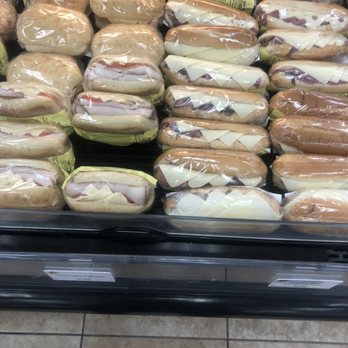 Buc-ee's - Sandwiches - Gas Stations Near Me - New Braunfels, Texas