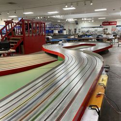 Mid-America Slot Car Raceway