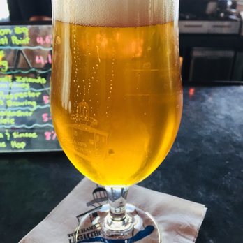 Tom Ham's Lighthouse - $5 HH beer - Breakfast & Brunch Near Me - San Diego, California Tom Ham's Lighthouse - $5 HH beer - Breakfast & Brunch Near Me - San Diego, California