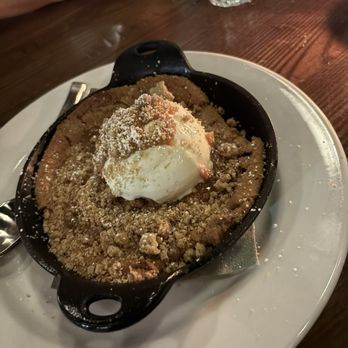 DJ's Great Room - WARM SKILLET COOKIE - Bars Near Me - Chicago, Illinois DJ's Great Room - WARM SKILLET COOKIE - Bars Near Me - Chicago, Illinois