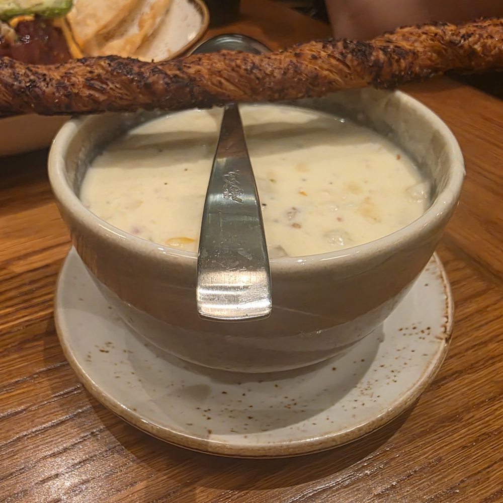 Serrano Vista Cafe - Clam chowder - Cafes Near Me - S Highland, California Serrano Vista Cafe - Clam chowder - Cafes Near Me - S Highland, California