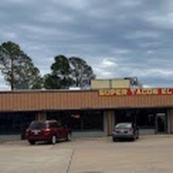 Super Tacos El Chihuas2 - Outside - Mexican Near Me - Broken Arrow, Oklahoma