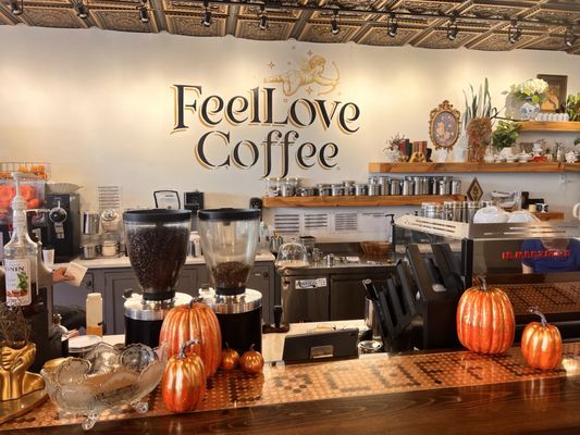FeelLove Coffee Loveland by null