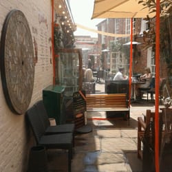 Lucia Wine Bar & Grill - Courtyard dining area