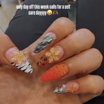 Villaggio Nail & Lashes - Nail Salons Near Me - Rancho Cucamonga, California Villaggio Nail & Lashes - Nail Salons Near Me - Rancho Cucamonga, California