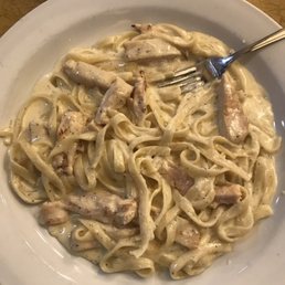Chicken Alfredo fettuccine