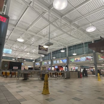 Z Market - the interior of an airport terminal - Convenience Stores Near Me - Newark, Delaware Z Market - the interior of an airport terminal - Convenience Stores Near Me - Newark, Delaware