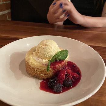 Nick's Laguna Beach - Warm Butter Cake - American Near Me - Laguna Beach, California Nick's Laguna Beach - Warm Butter Cake - American Near Me - Laguna Beach, California