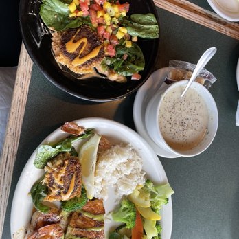Lowell's Restaurant - Dungeness Crab Cakes Mixed Seafood Grill Lowells Clam Chowder - American Near Me - Seattle, Washington Lowell's Restaurant - Dungeness Crab Cakes Mixed Seafood Grill Lowells Clam Chowder - American Near Me - Seattle, Washington