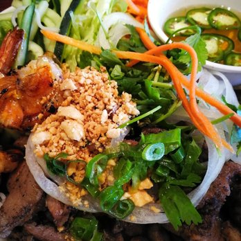 Hot Ginger Pho - BBQ Pork Salad - Vietnamese Near Me - Lacey, Washington Hot Ginger Pho - BBQ Pork Salad - Vietnamese Near Me - Lacey, Washington