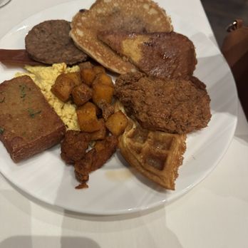 Crossroads Kitchen - All you can eat buffet - Vegan Near Me - Las Vegas, Nevada Crossroads Kitchen - All you can eat buffet - Vegan Near Me - Las Vegas, Nevada