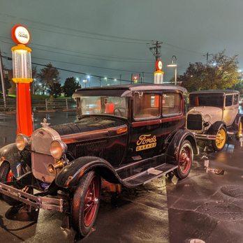 Ford's Garage Florence - Burgers Near Me - Florence, Kentucky