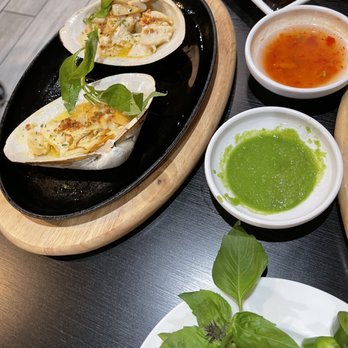 Thaitanic Kitchen - King clams in butter garlic. - Thai Near Me - Tempe, Arizona