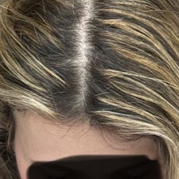 Framar Salon - Chunky uneven baby lights - Hair Salons Near Me - Richmond Hill, Ontario Framar Salon - Chunky uneven baby lights - Hair Salons Near Me - Richmond Hill, Ontario