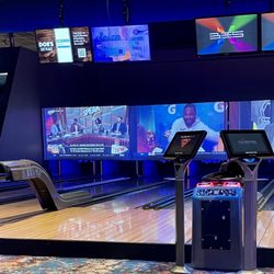 Margaritaville Restaurant - Bowling (2nd floor)