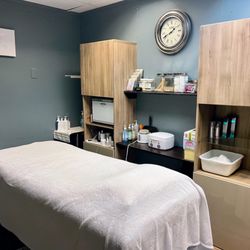 Blue Moon Massage & Wellness Spa