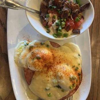 Another Broken Egg Cafe - City Loaded Bacon Gouda Grits (city grits) and Eggs Benedict - Cafes Near Me - The Villages, Florida