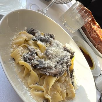 Trattoria Amici - Italian Near Me - Glendale, California Trattoria Amici - Italian Near Me - Glendale, California