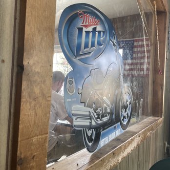 Pickle's Place - Dead flies - Burgers Near Me - Arco, Idaho