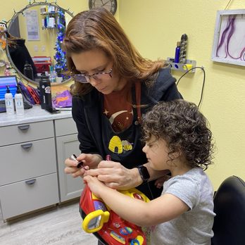 Buzzes 'n Beehives - Hair Stylists Near Me - San Marcos, California Buzzes 'n Beehives - Hair Stylists Near Me - San Marcos, California