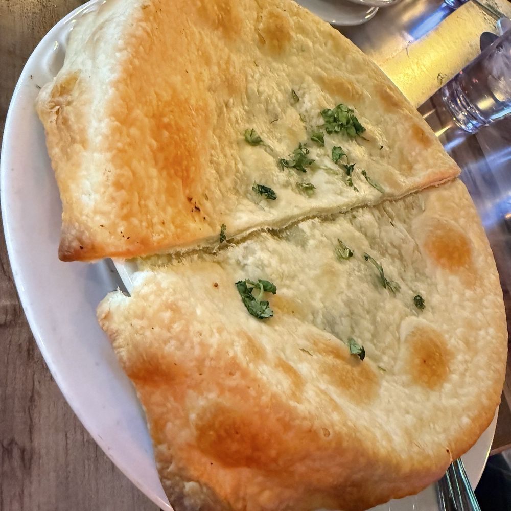 The Fox Restaurant & Brewery - Chicken pot pie - Brewpubs Near Me - Reno, Nevada