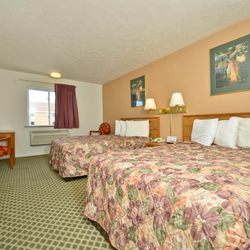 Americas Best Value Inn Marion, IL - Two Double Beds