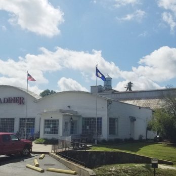 Virginia Diner - Diners Near Me - Wakefield, Virginia