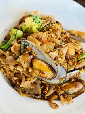Signature Thai Cuisine by null