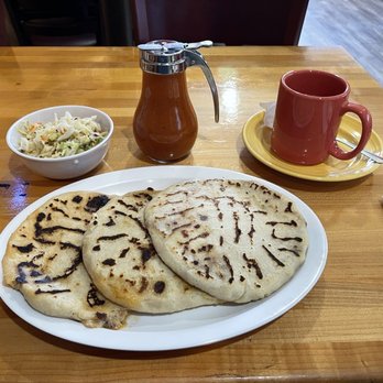 Loroco Bistro - Cheese and chicharon pupusas - Salvadoran Near Me - Whittier, California