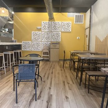 Sake cafe - Handful of tables - Bubble Tea Near Me - Riverside, Rhode Island