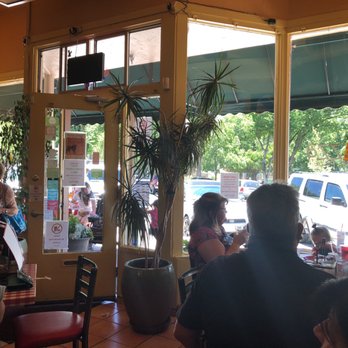 Bill's Pizza - Pizza Near Me - Prescott, Arizona