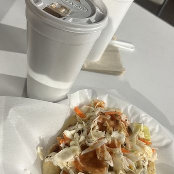 La Reyna De Pupusas - Salvadoran Near Me - Fresno, California La Reyna De Pupusas - Salvadoran Near Me - Fresno, California