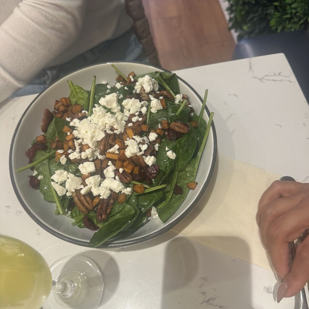Willow & Whisk - Salad - Breakfast & Brunch Near Me - Millburn, New Jersey