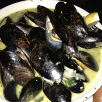 Bon Appetit - Yummy mussels! - New American Near Me - Dunedin, Florida