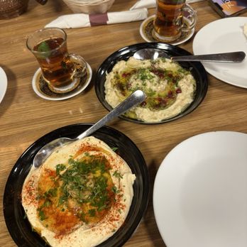 La Roche Lebanese Cuisine - hummus (bottom) baba ghanoush (top) - Lebanese Near Me - Memphis, Tennessee La Roche Lebanese Cuisine - hummus (bottom) baba ghanoush (top) - Lebanese Near Me - Memphis, Tennessee