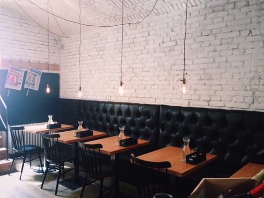 Bistro à Table! by null