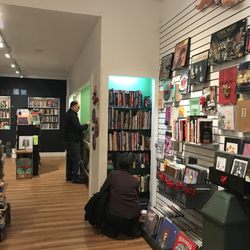 Squeezebox Books & Music - Inside