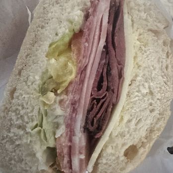 Roadees Cafe - Italian sub - meaty and tasty ! - Sandwiches Near Me - Brentwood, California
