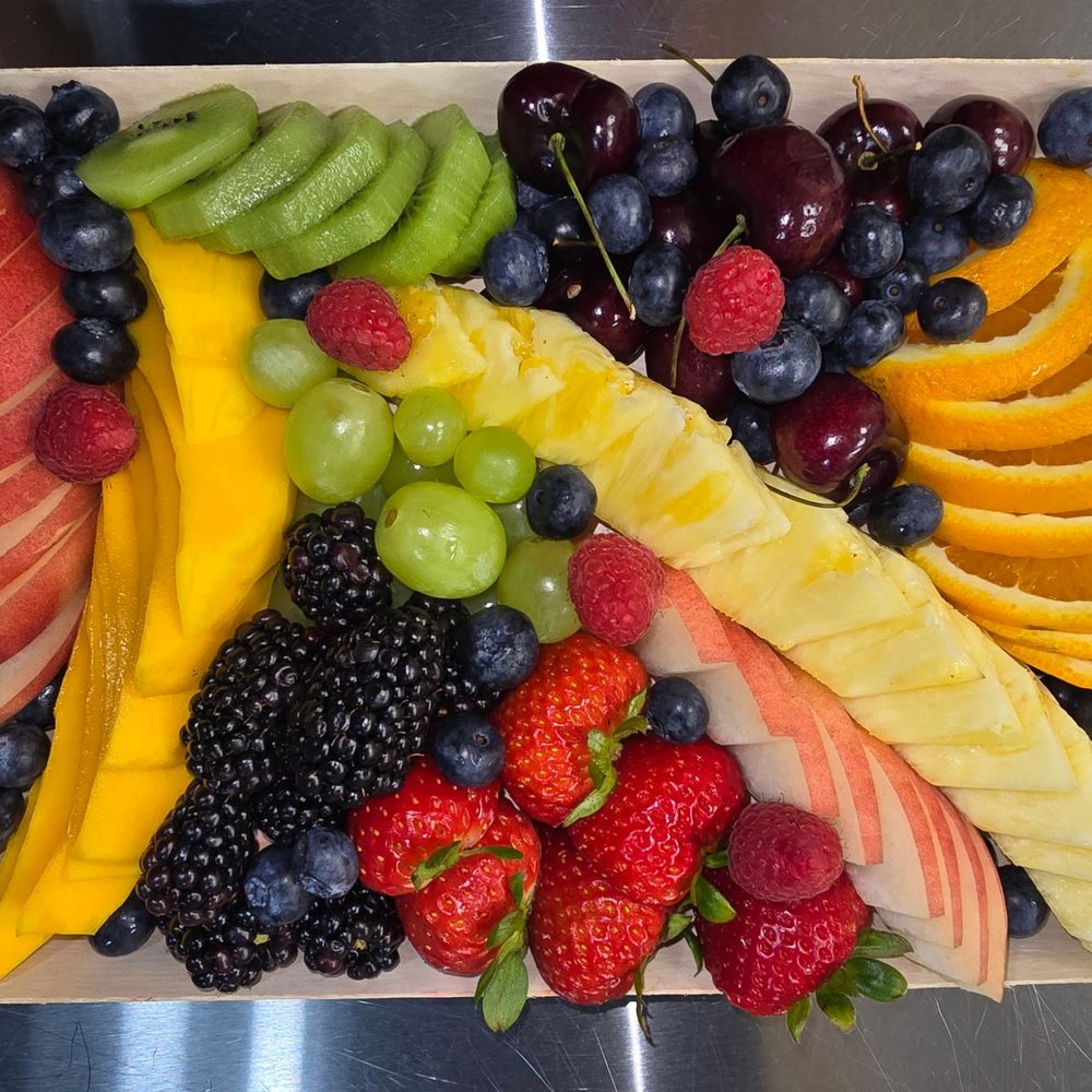 Graze Craze - Fruit Platter - Caterers Near Me - Medford, Oregon Graze Craze - Fruit Platter - Caterers Near Me - Medford, Oregon