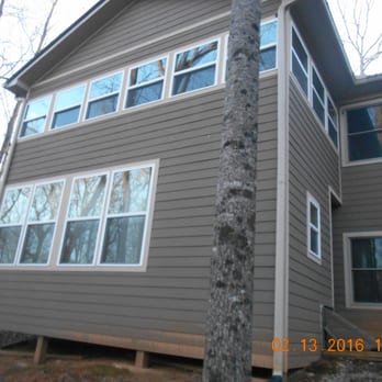 Georgia Mountain Rentals - Back of Cabin - Vacation Rentals Near Me - Sautee Nacoochee, Georgia