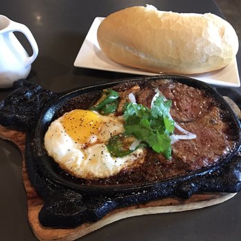 Huynh Restaurant - Bit Tet! Friggin legit. - Vietnamese Near Me - Houston, Texas