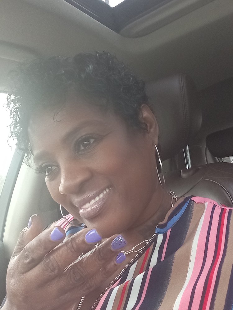 SHOW STOPPIN MASTER STYLIST Request an Appointment 303 Jonesboro Rd, McDonough,