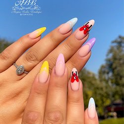 JM Nail Studio - Nails by Mimi