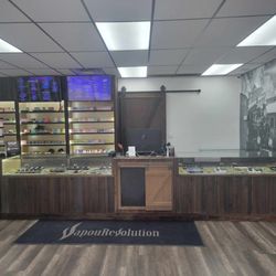 VapouRevolution - Kelowna
