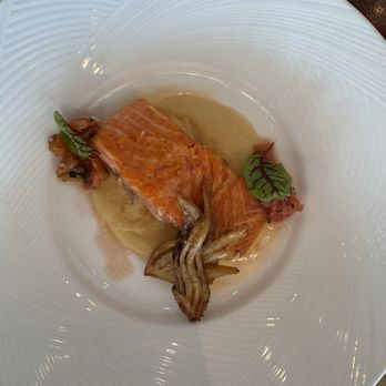 Peak with Priceless Restaurant & Bar - Flounder - New American Near Me - New York, New York