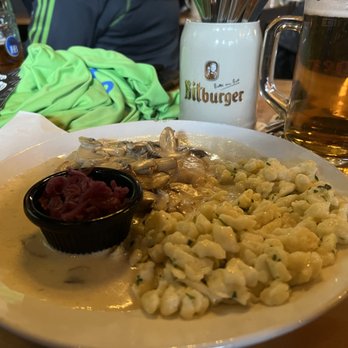 Berliner Pub - Rahmschnitzel - German Near Me - Renton, Washington