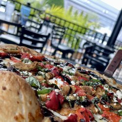 Giovanni's Brick Oven Pizzeria - Balsamic & Eggplant (14")
