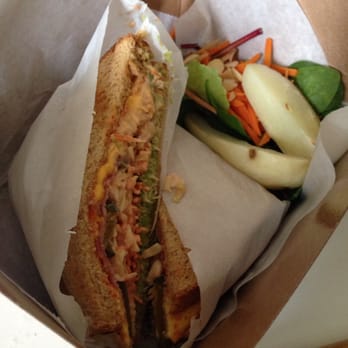 Spero Spera - Avocado mixed veggie sandwich :] so yummy~~ - Coffee & Tea Near Me - Honolulu, Hawaii