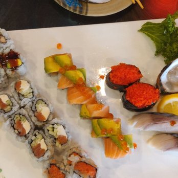 Tenda Asian Fusion - Philadelphia roll, makeral sushi and a oysters - Asian Fusion Near Me - Brooklyn, New York Tenda Asian Fusion - Philadelphia roll, makeral sushi and a oysters - Asian Fusion Near Me - Brooklyn, New York