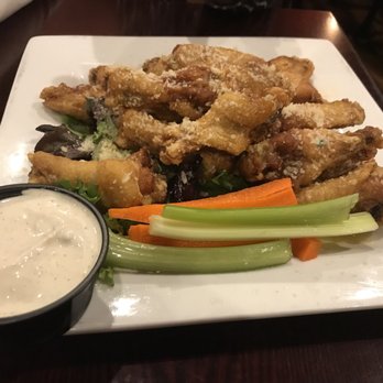 Woodbridge Social - Garlic Parm wings. They have really goods wings here. These are ok. I think there original are the best. - American Near Me - Woodbridge, Connecticut Woodbridge Social - Garlic Parm wings. They have really goods wings here. These are ok. I think there original are the best. - American Near Me - Woodbridge, Connecticut